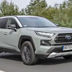 Kiedy nowa toyota rav4? Oczekiwania i zmiany w nowej generacji