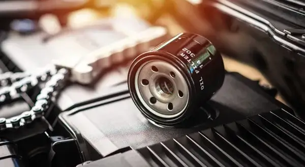 Objawy wody w filtrze paliwa diesel – jak uniknąć kosztownych usterek silnika
