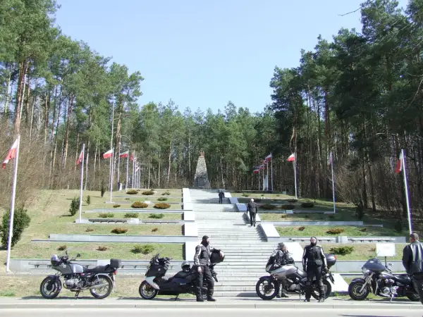 Najlepsze trasy motocyklowe w Lubelskiem – planuj przejazd bez niespodzianek
